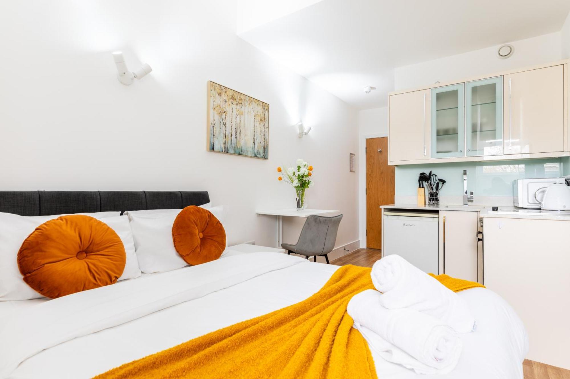 Clarges- Hsk Suites Λονδίνο Εξωτερικό φωτογραφία